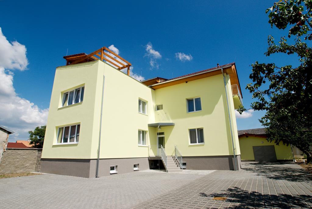 Villa Marcus Pasohlavky Bagian luar foto